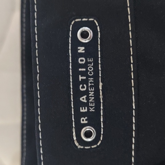 Kenneth Cole Reaction Black Nylon Tote bag - Picture 5 of 16